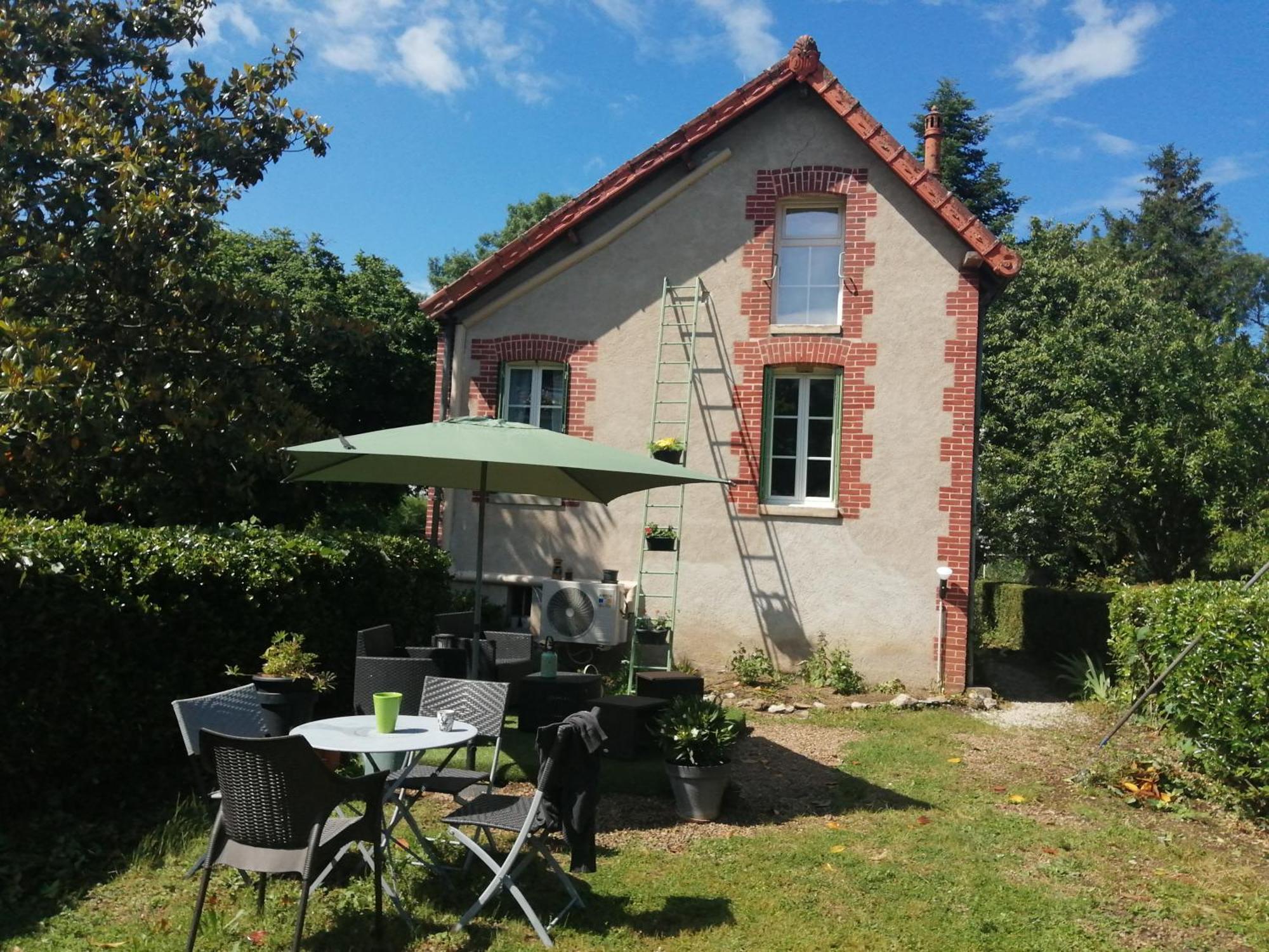 Maison " Bouton D'Or" Au Bord De L'Eau, A 10 Mn De Tours , Meuble Classe Une Etoile Saint-Avertin Kültér fotó